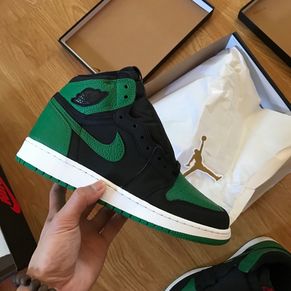 Jordan 1 Pine Green 2.0 GS Size 7y